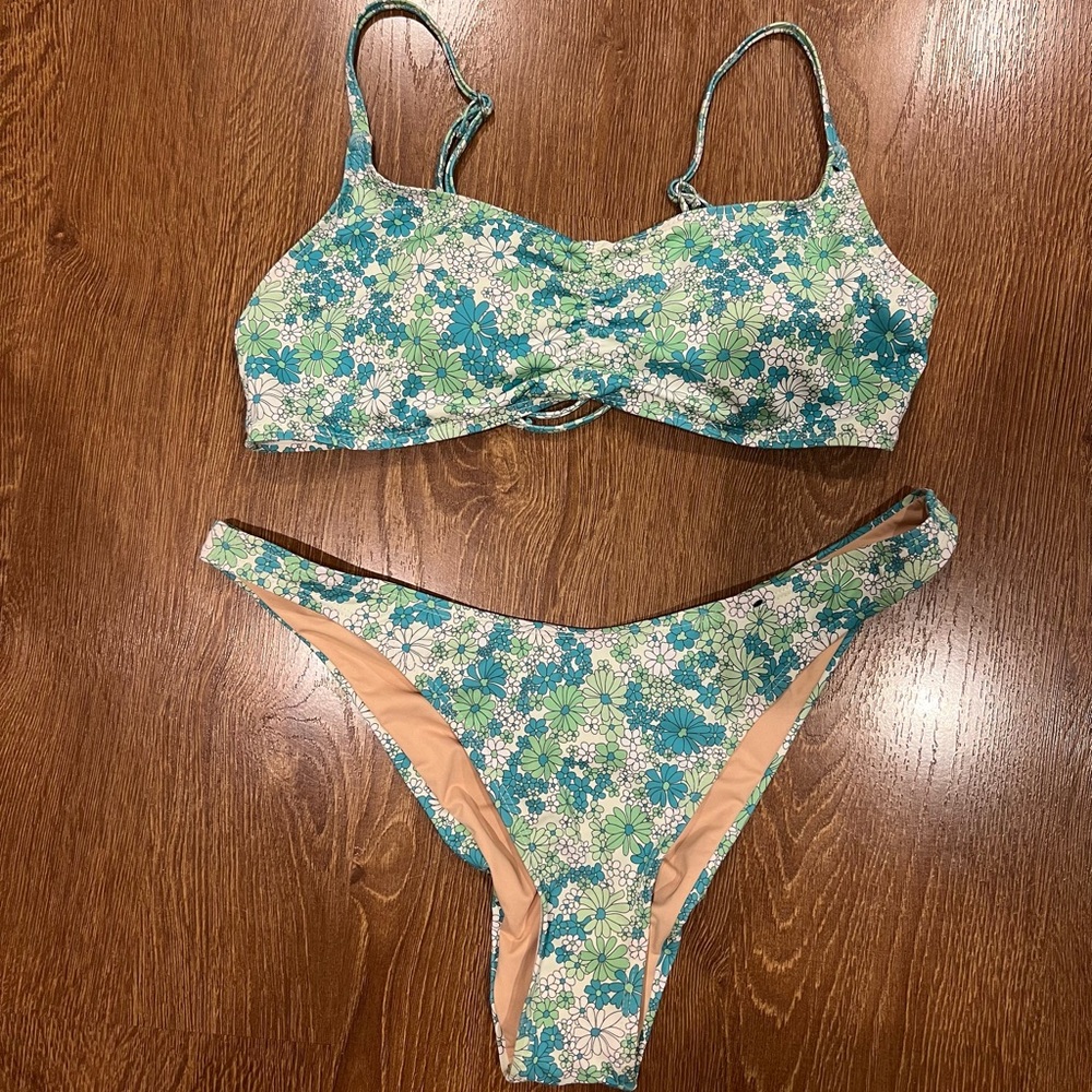 Cotton on bikini set